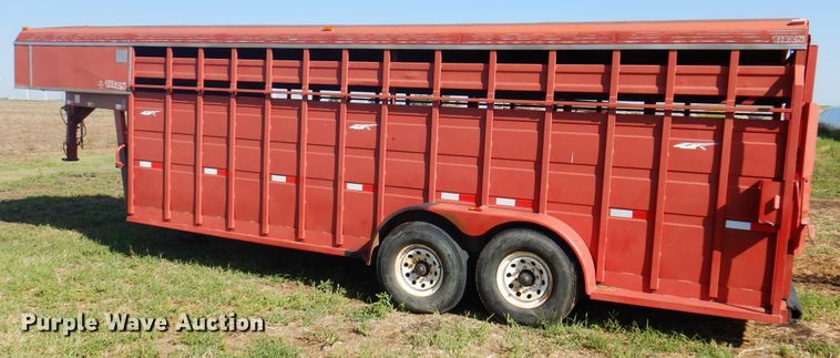 image for item DI5703 1994 Titan C808  livestock trailer