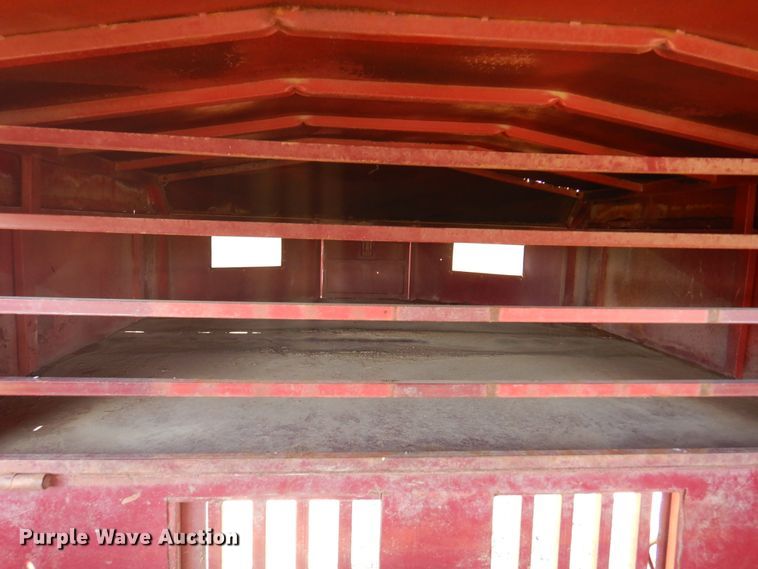 image for item DI5703 1994 Titan C808  livestock trailer