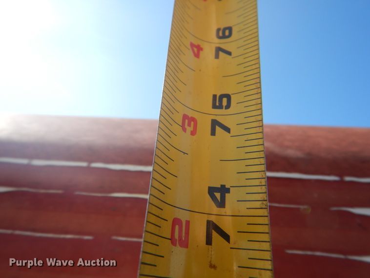 image for item DI5703 1994 Titan C808  livestock trailer