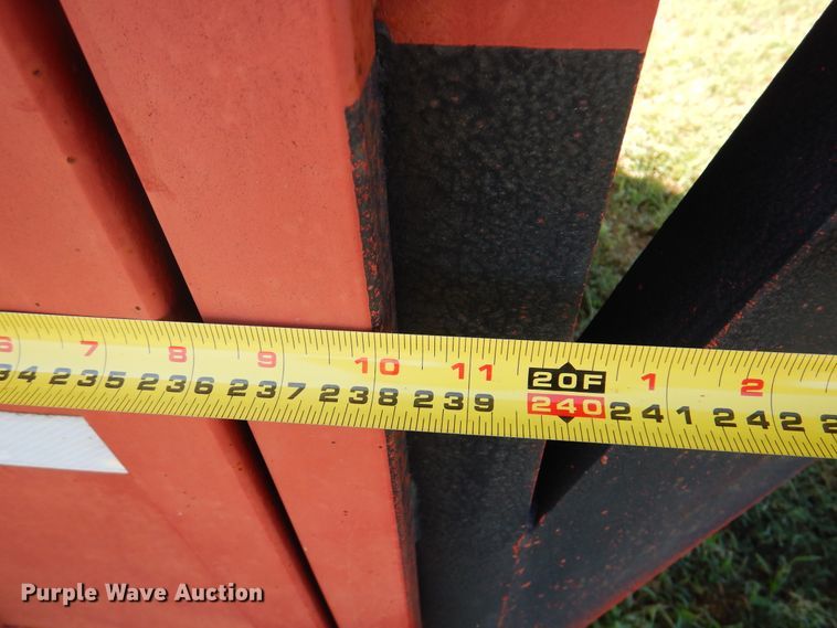 image for item DI5703 1994 Titan C808  livestock trailer