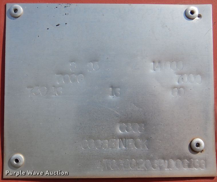 image for item DI5703 1994 Titan C808  livestock trailer