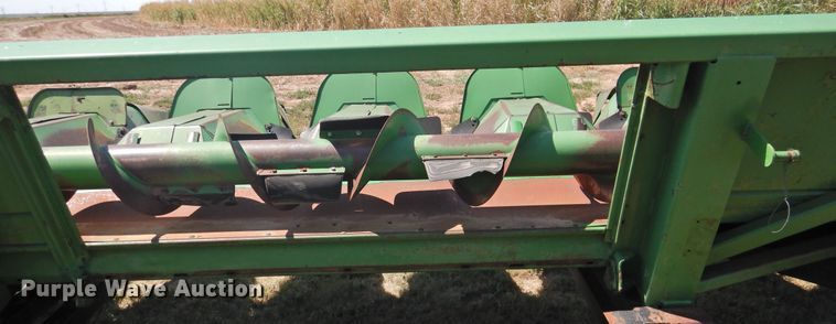 image for item DK2460 John Deere 843  corn head