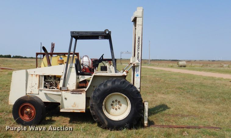 image for item DK8205 Ingersoll Rand  forklift