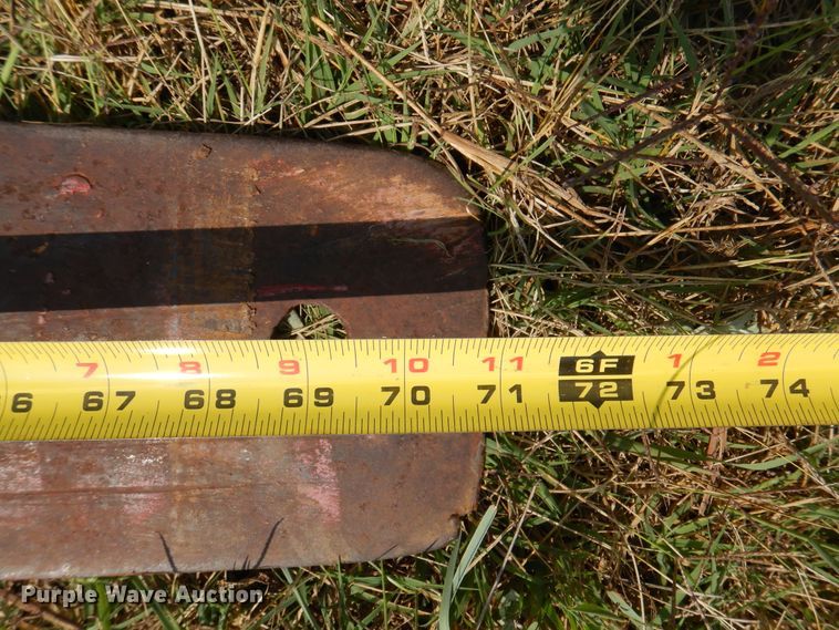 image for item DK8205 Ingersoll Rand  forklift