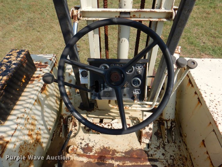 image for item DK8205 Ingersoll Rand  forklift