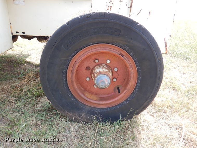 image for item DK8205 Ingersoll Rand  forklift