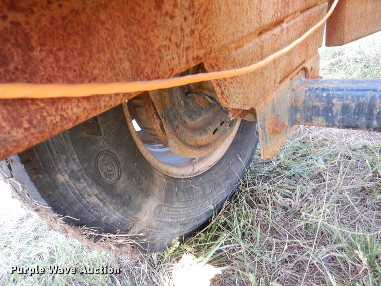 image for item DK8206 Shop built nurse tank trailer