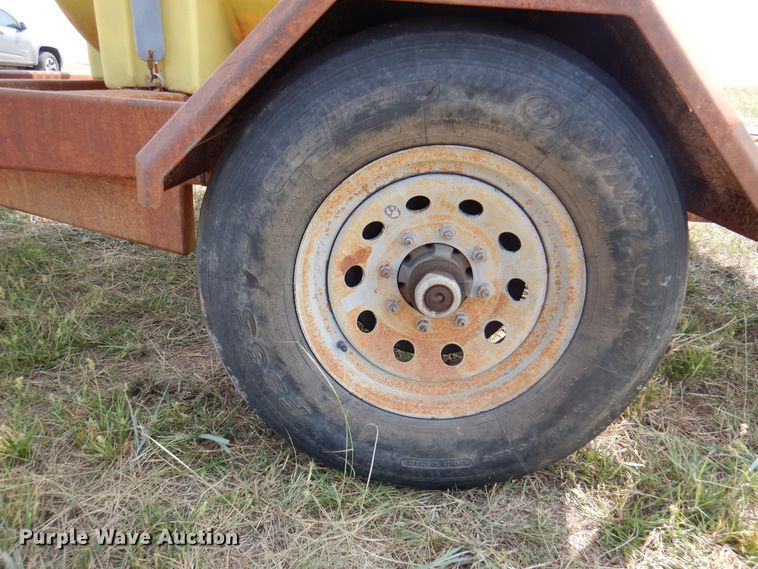 image for item DK8206 Shop built nurse tank trailer