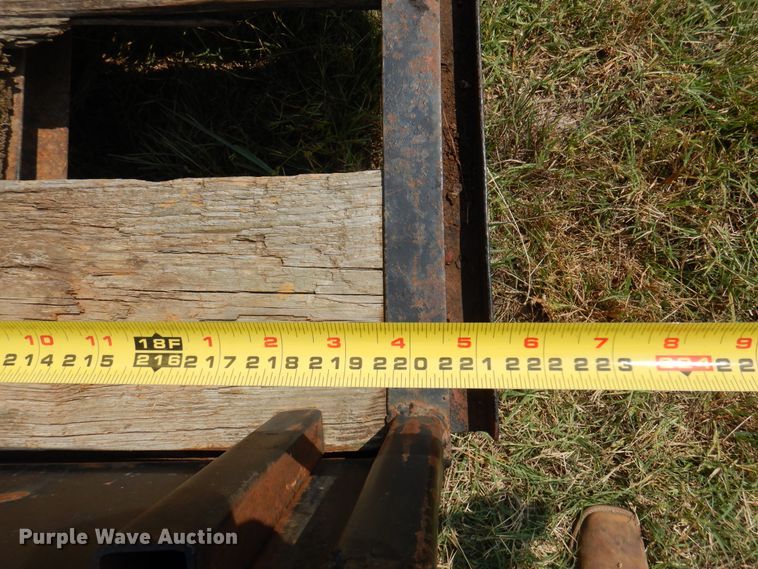 image for item DK8208 1988 Starlite  equipment trailer