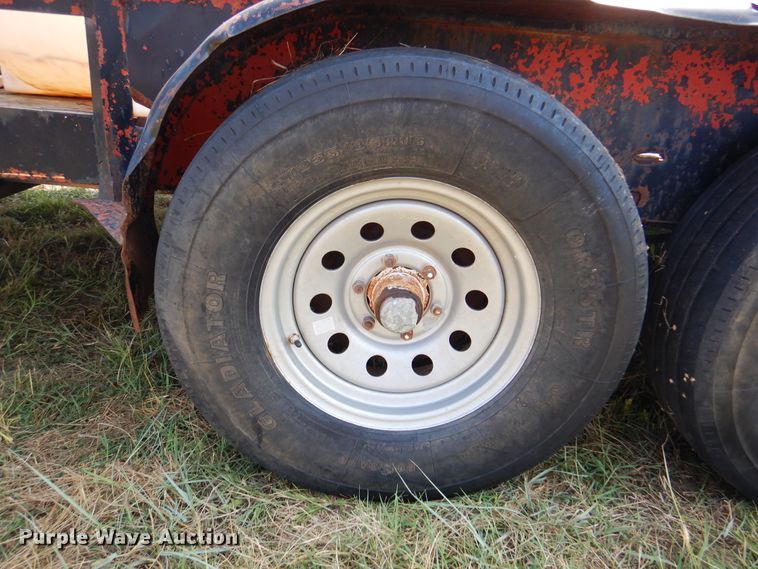 image for item DK8208 1988 Starlite  equipment trailer