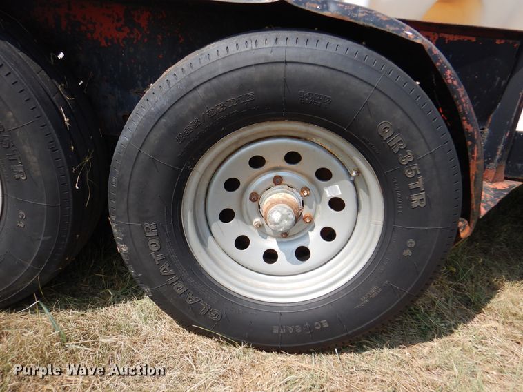 image for item DK8208 1988 Starlite  equipment trailer