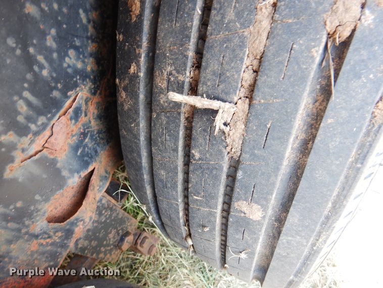 image for item DK8208 1988 Starlite  equipment trailer