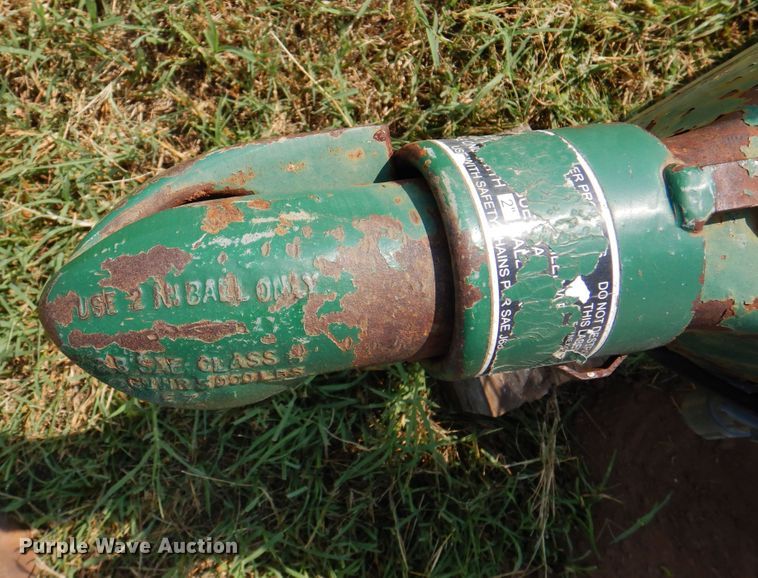 image for item DK8211 Bruton Easy Feed  seed tender