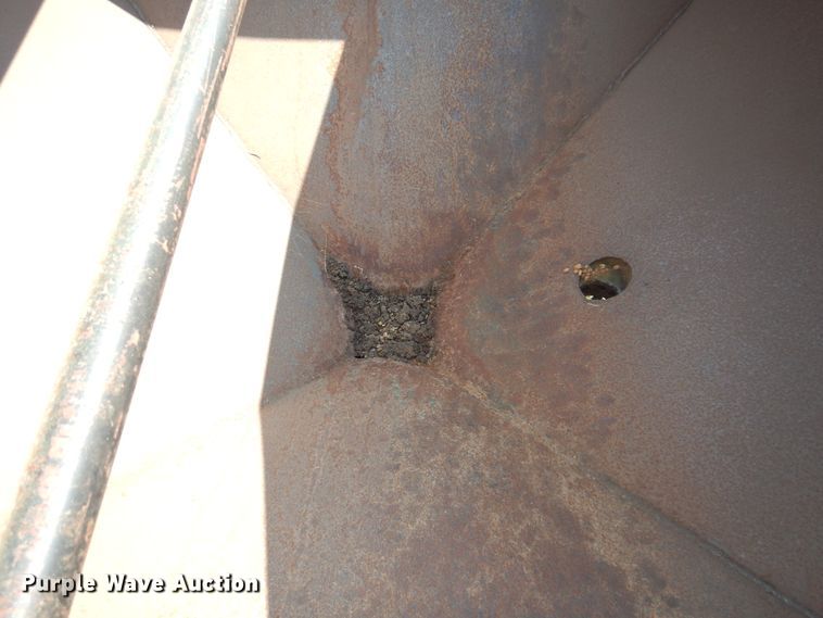 image for item DK8211 Bruton Easy Feed  seed tender