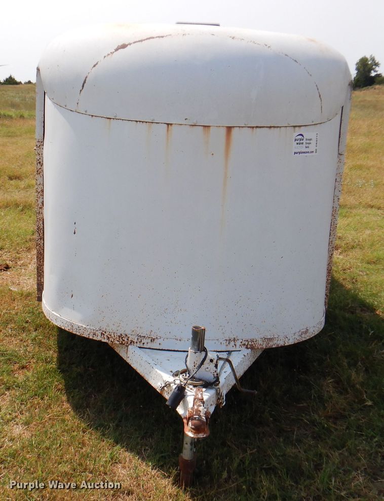 image for item DK8213 Livestock trailer