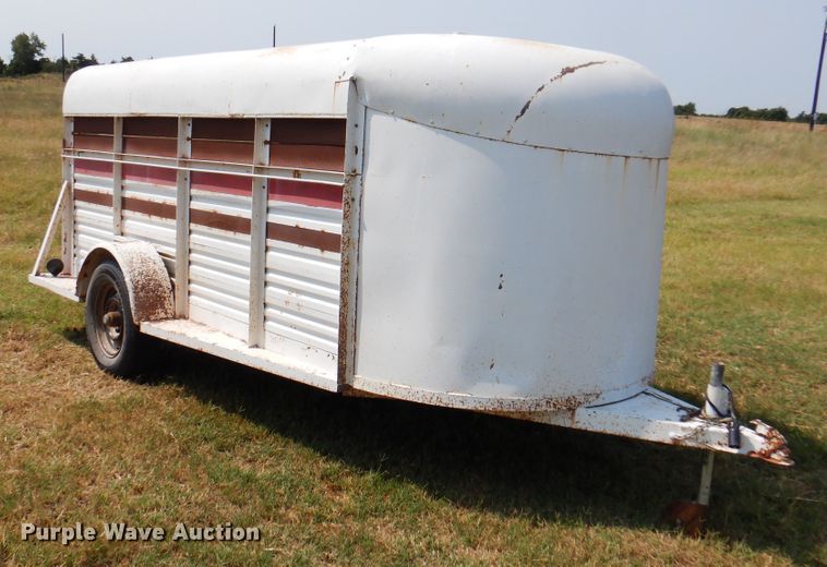 image for item DK8213 Livestock trailer