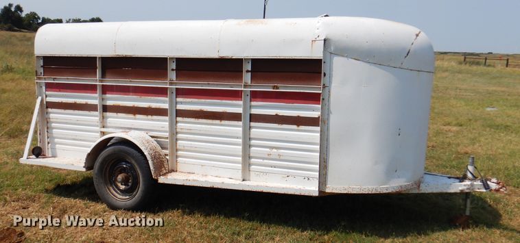 image for item DK8213 Livestock trailer
