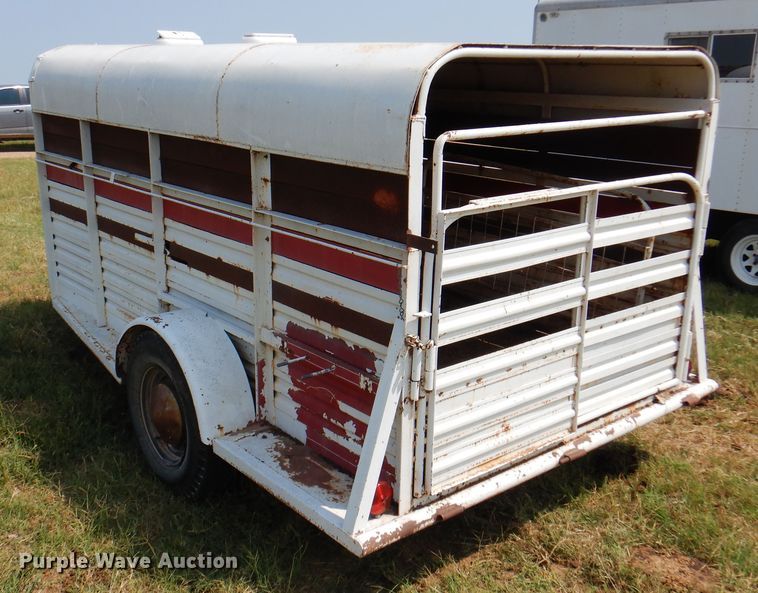 image for item DK8213 Livestock trailer