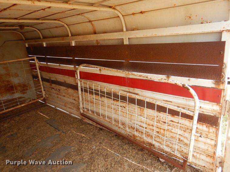 image for item DK8213 Livestock trailer