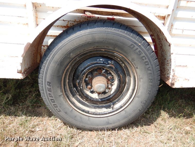 image for item DK8213 Livestock trailer