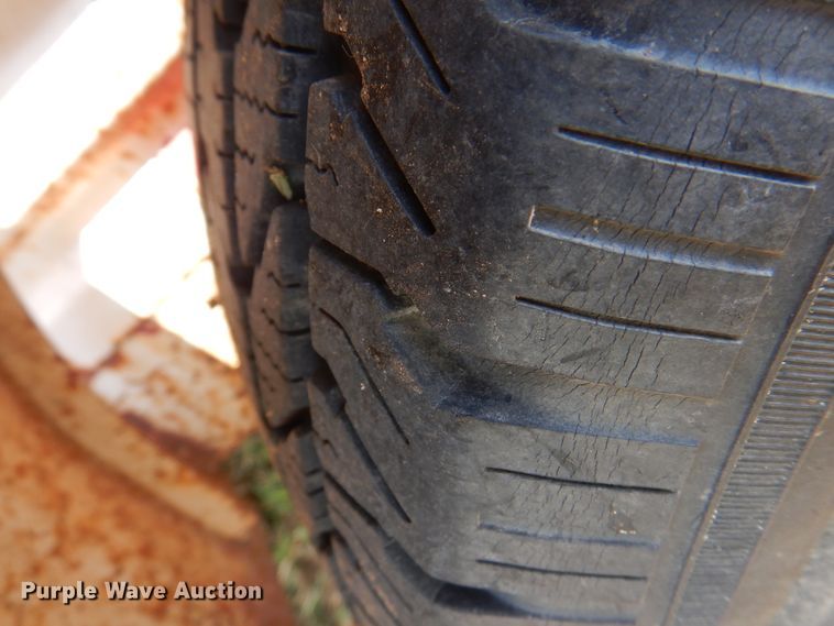 image for item DK8213 Livestock trailer