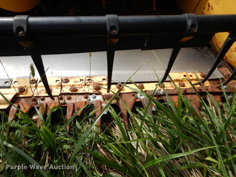 image for item DM0620 New Holland 73C  flex head