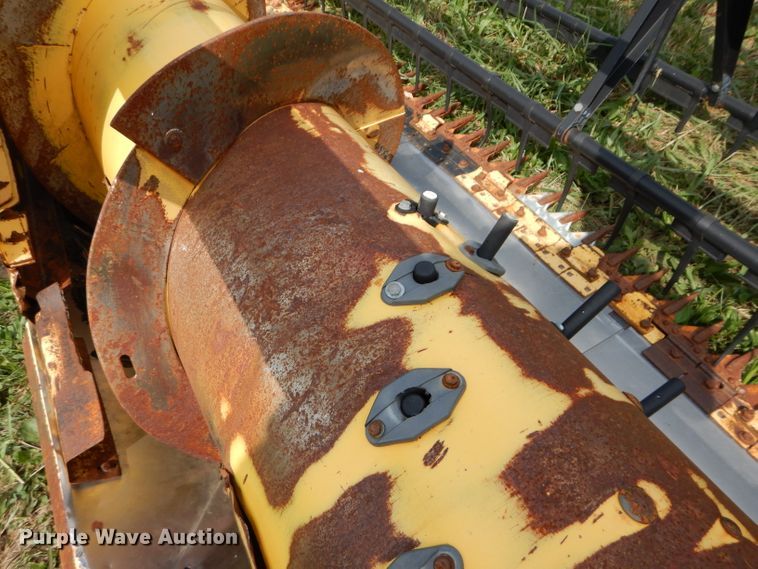 image for item DM0620 New Holland 73C  flex head