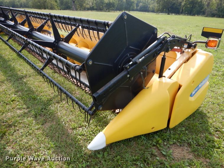 image for item DM0621 2011 New Holland 740CF30  flex head