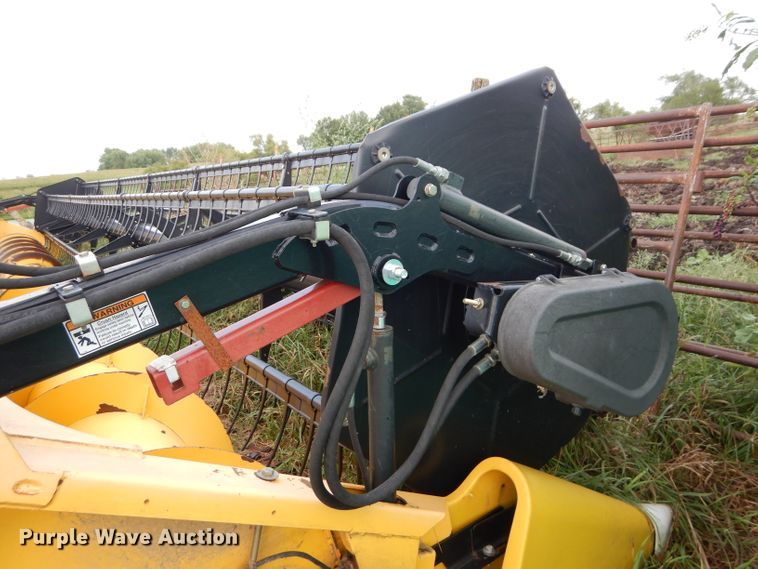 image for item DM0621 2011 New Holland 740CF30  flex head