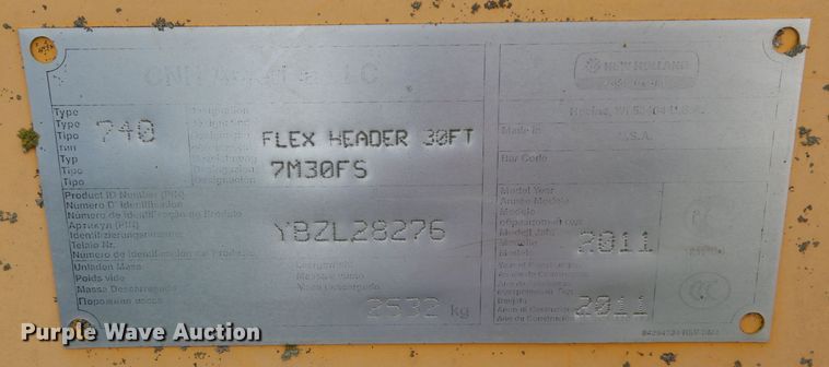 image for item DM0621 2011 New Holland 740CF30  flex head