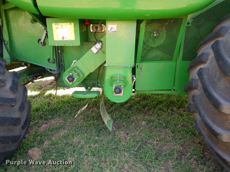 image for item DM1413 2006 John Deere 9760 STS  RWA combine