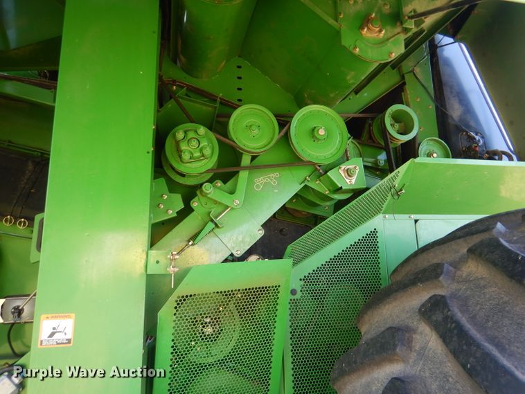 image for item DM1413 2006 John Deere 9760 STS  RWA combine