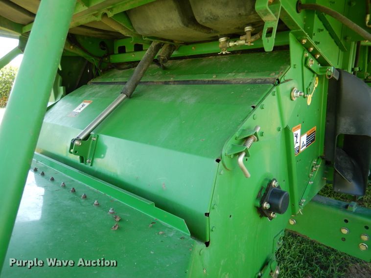 image for item DM1413 2006 John Deere 9760 STS  RWA combine