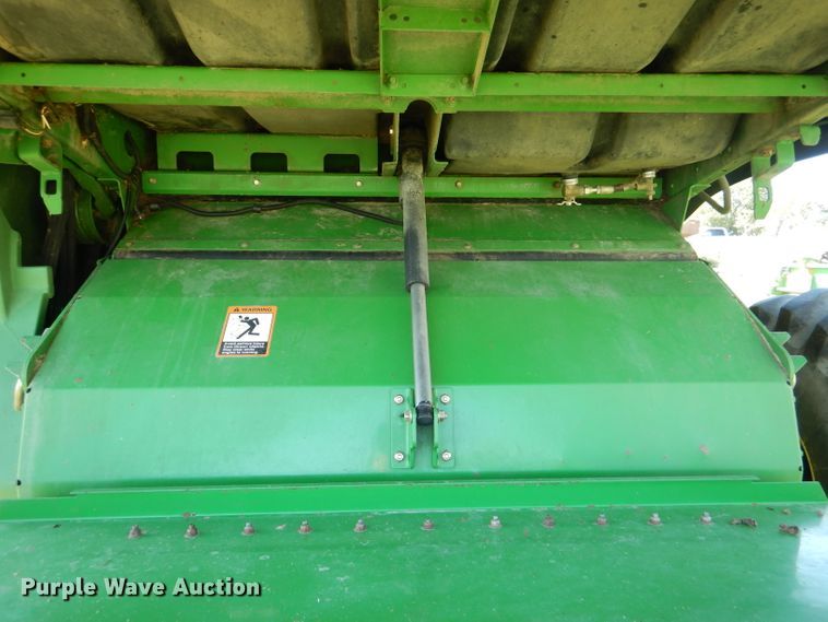 image for item DM1413 2006 John Deere 9760 STS  RWA combine