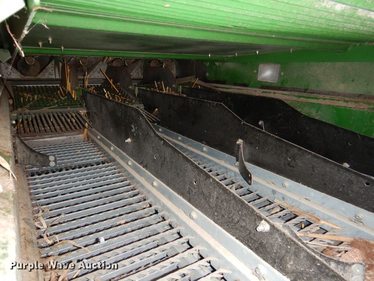 image for item DM1413 2006 John Deere 9760 STS  RWA combine