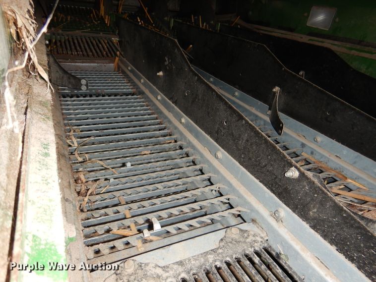 image for item DM1413 2006 John Deere 9760 STS  RWA combine