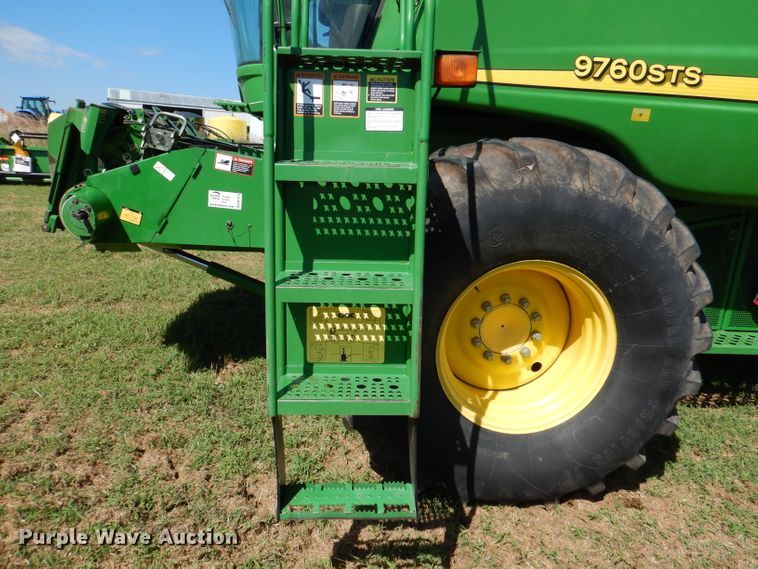image for item DM1413 2006 John Deere 9760 STS  RWA combine