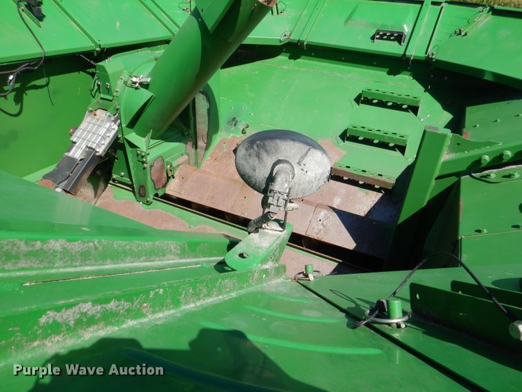 image for item DM1413 2006 John Deere 9760 STS  RWA combine