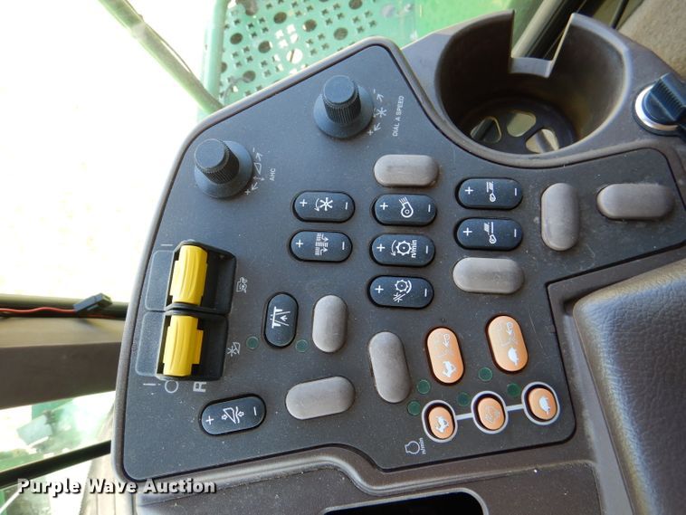 image for item DM1413 2006 John Deere 9760 STS  RWA combine