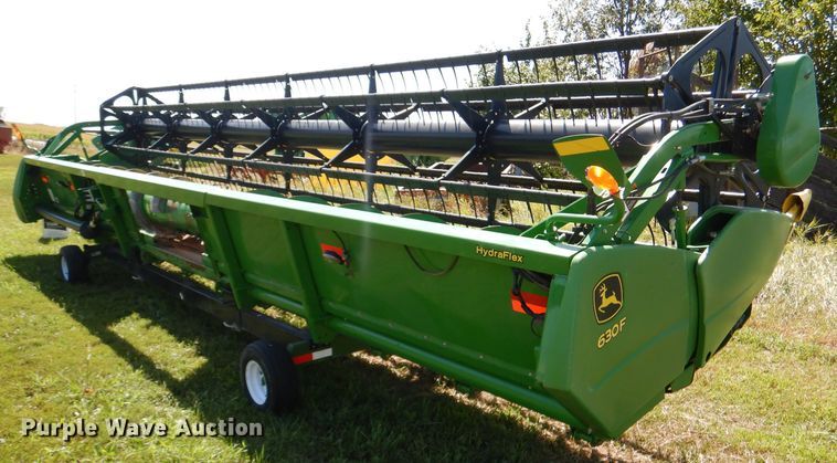 image for item DM1416 2009 John Deere 630F  flex head