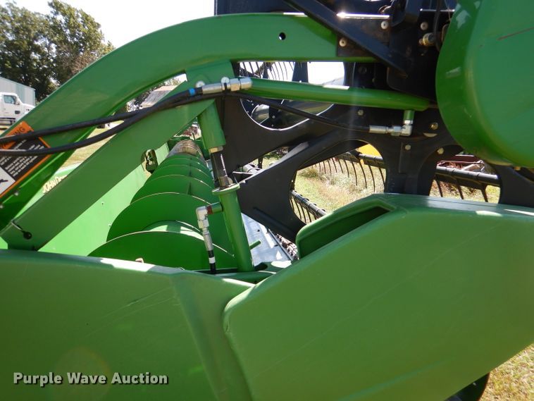 image for item DM1416 2009 John Deere 630F  flex head