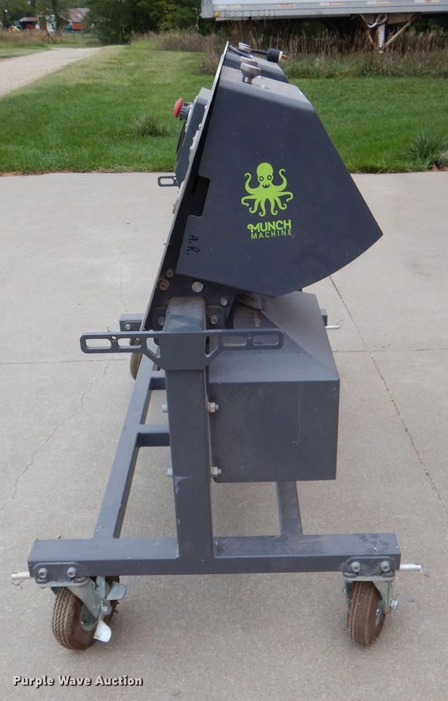 image for item DM1474 Munch Double Bucker  hemp stripper