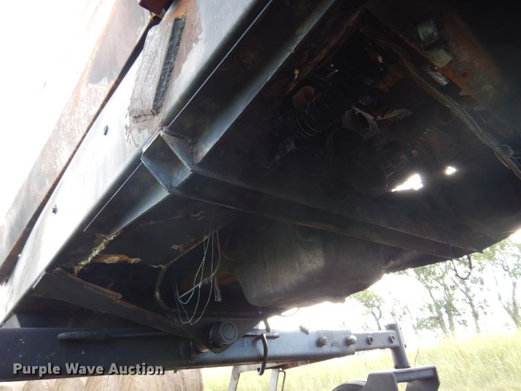 image for item DM5030 1999 Hesston 8550  windrower