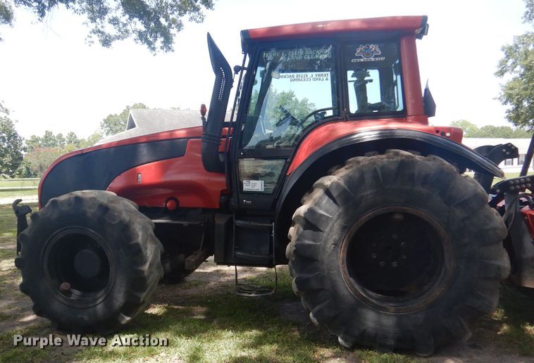 image for item DM6423 Valtra T190  MFWD bi-directional tractor