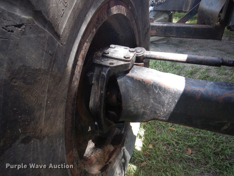 image for item DM6423 Valtra T190  MFWD bi-directional tractor