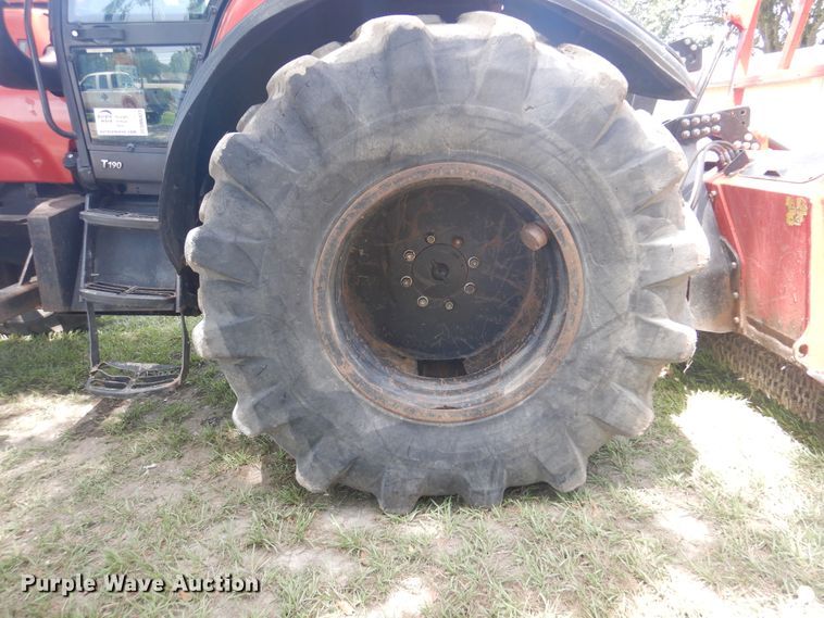 image for item DM6423 Valtra T190  MFWD bi-directional tractor