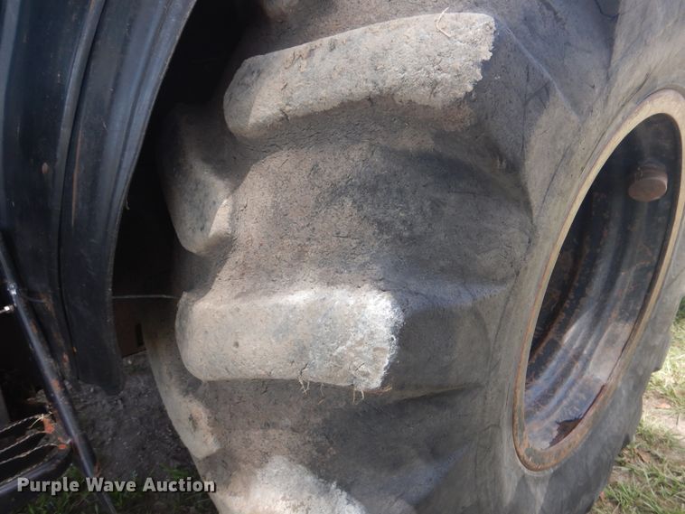 image for item DM6423 Valtra T190  MFWD bi-directional tractor