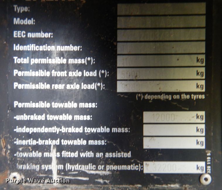 image for item DM6423 Valtra T190  MFWD bi-directional tractor