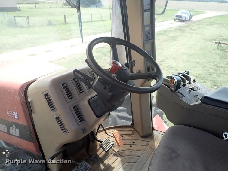 image for item DN1930 2002 Case IH STX275  4WD tractor