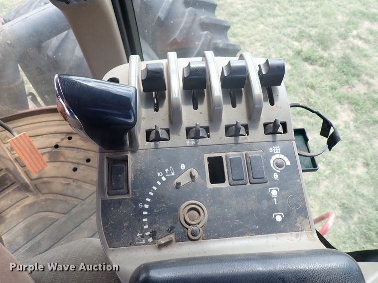 image for item DN1930 2002 Case IH STX275  4WD tractor